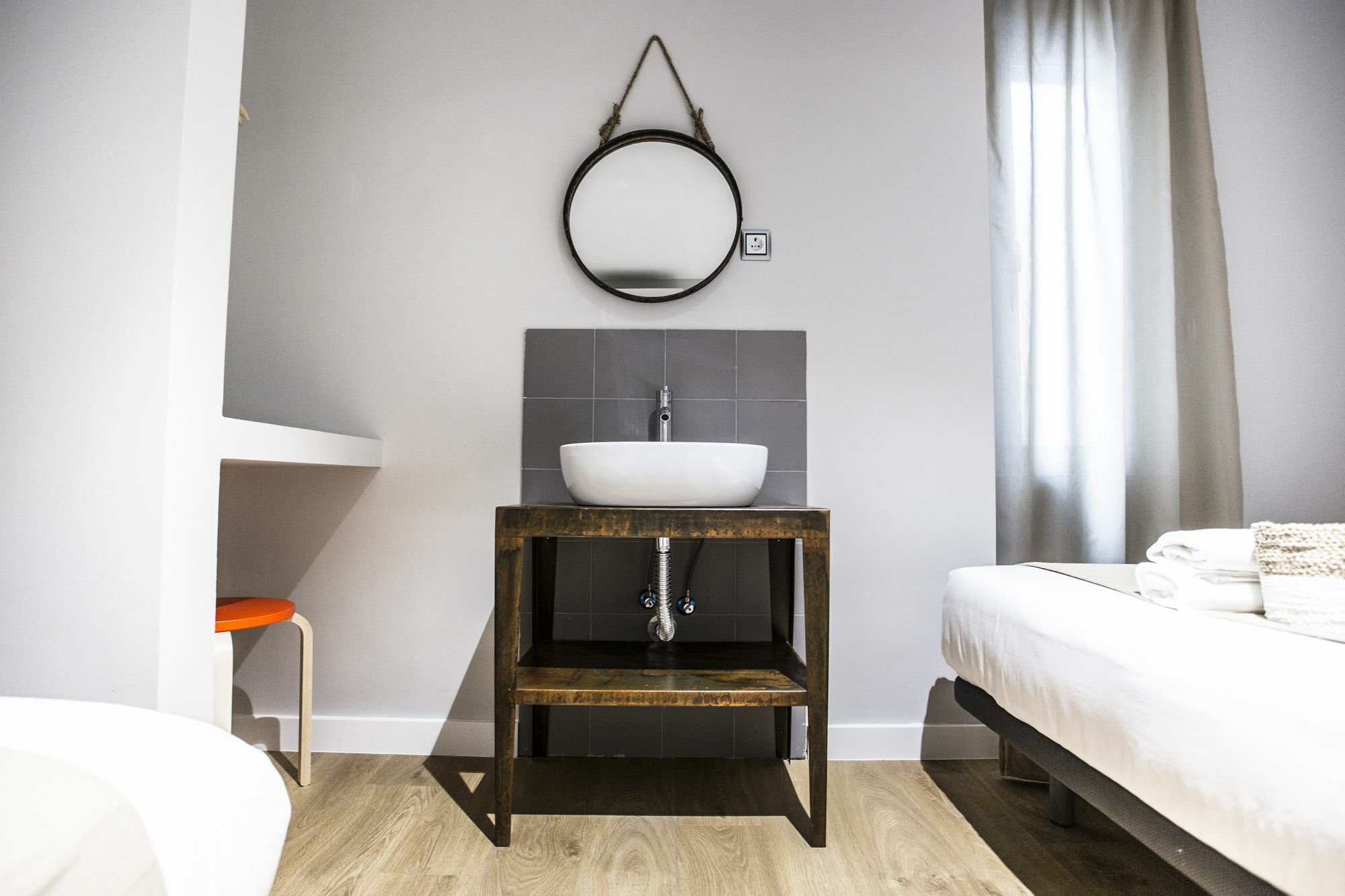โอลา รูม Hotel มาดริด ภายนอก รูปภาพ