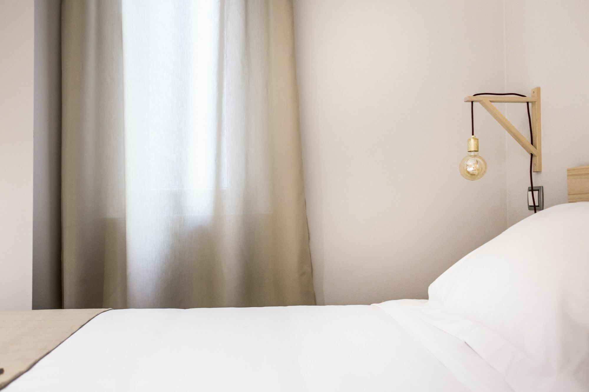 โอลา รูม Hotel มาดริด ภายนอก รูปภาพ