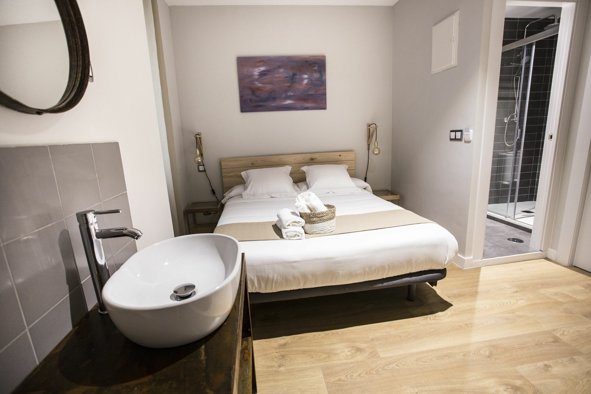 โอลา รูม Hotel มาดริด ภายนอก รูปภาพ